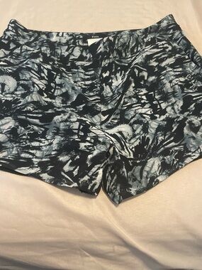 Fora Abstract Print Shorts - Black & Light Blue